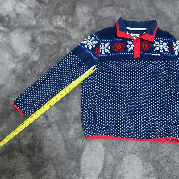 Lands End Festive Fleece - Picture 3 of 6